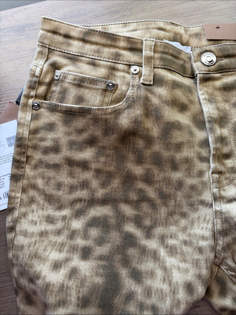 NWT Burberry Leopard-Print Skinny Mid rise Jeans size 28 - Picture 5 of 12